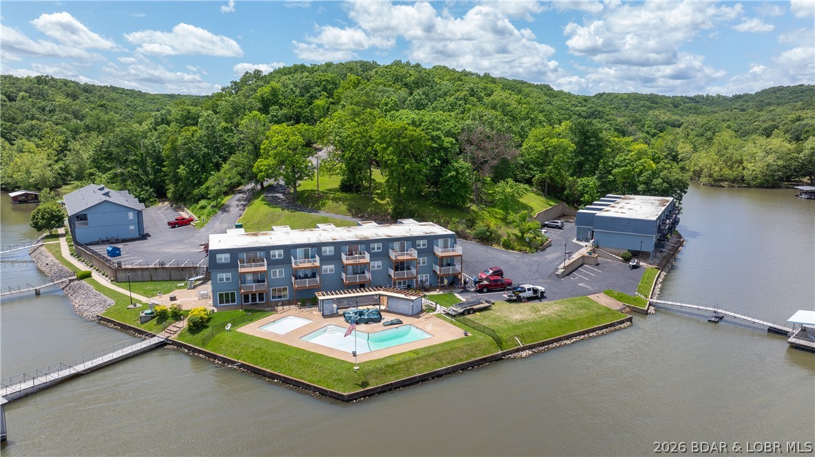 86 Henry's Way, Linn Creek MO