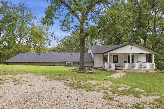 105 Bunker Road, Eldon MO