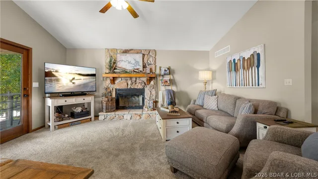 Primary bedroom — 31293 Beal Road Stover Missouri real estate