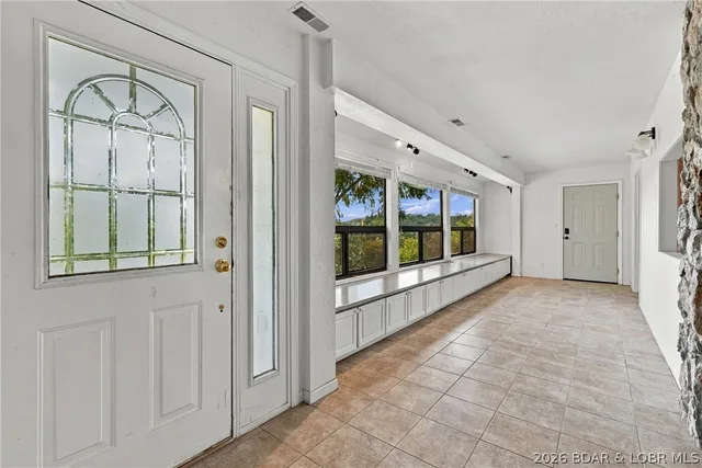 Kitchen — 970 Chateau Lane Osage Beach Missouri real estate