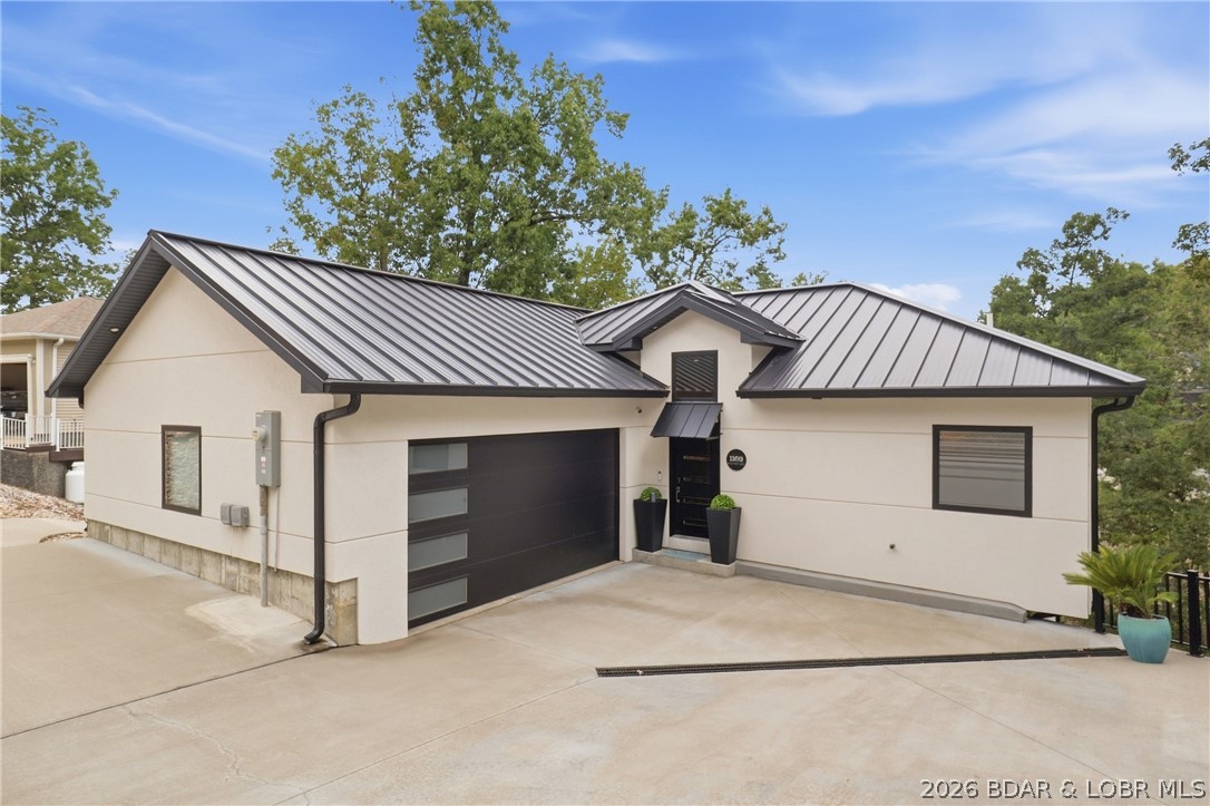 1169 Beacon Pointe Circle, Lake Ozark MO
