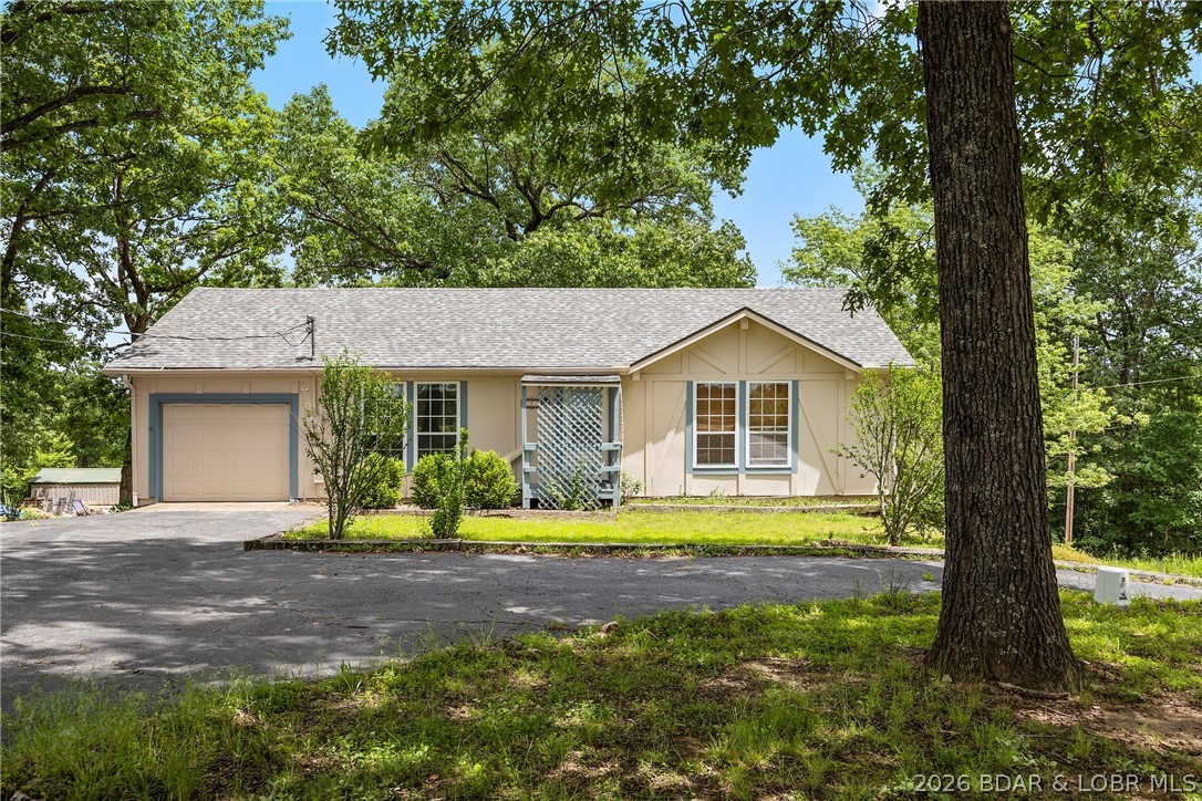 701 O Hwy, Laurie MO