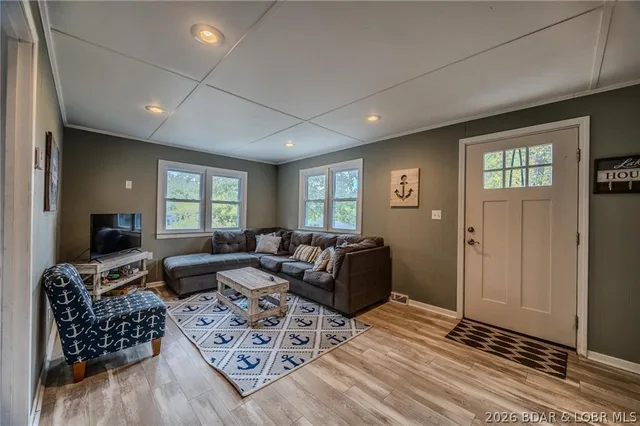 Living room — 28253 Cove Drive Lincoln Missouri real estate
