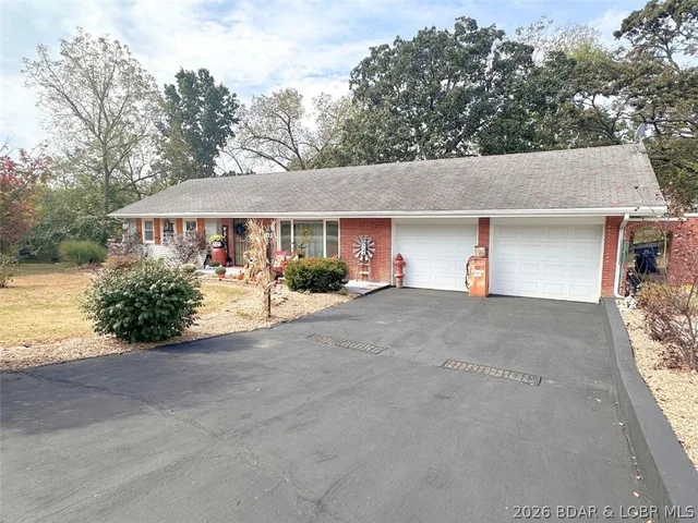 Front exterior — 837 Woodlawn Drive Warsaw Missouri real estate