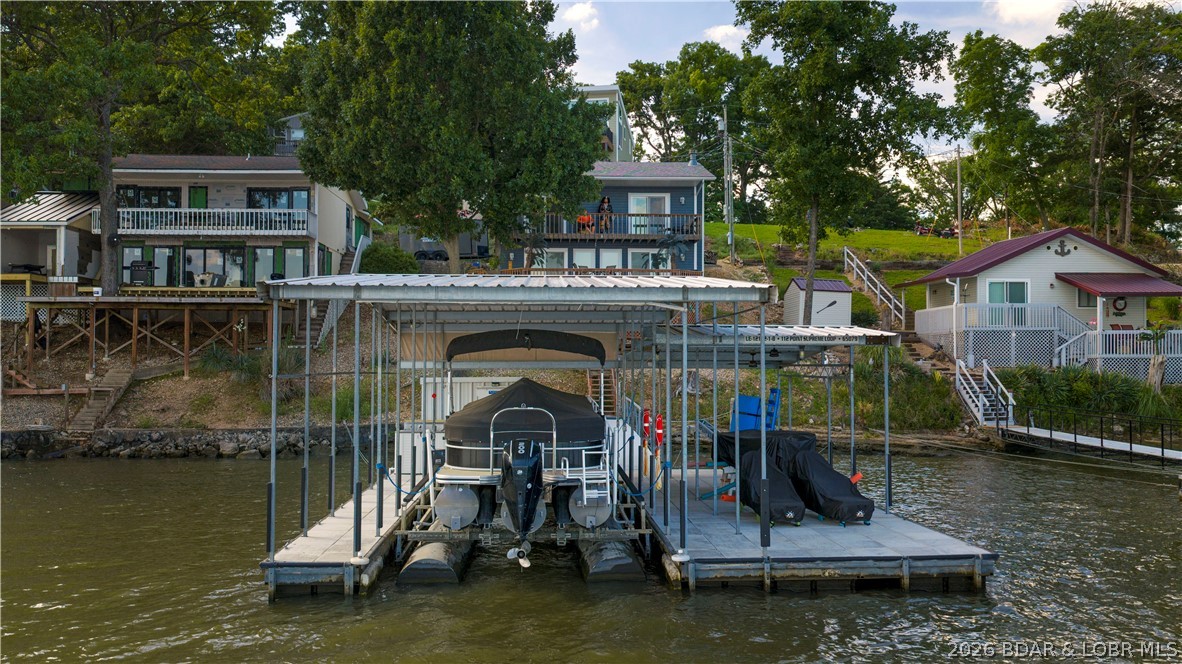 112 Point Supreme Loop Sunrise Beach Missouri 3 bedroom 2 bathroom home for sale listed at $544,000