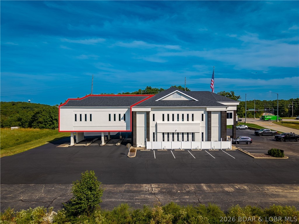 1196 Horseshoe Bend Parkway, Lake Ozark MO
