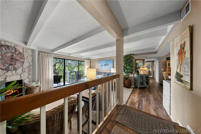 Kitchen — 113 Water's Edge Court Four Seasons Missouri real estate