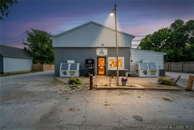 116 E Row Street, null MO