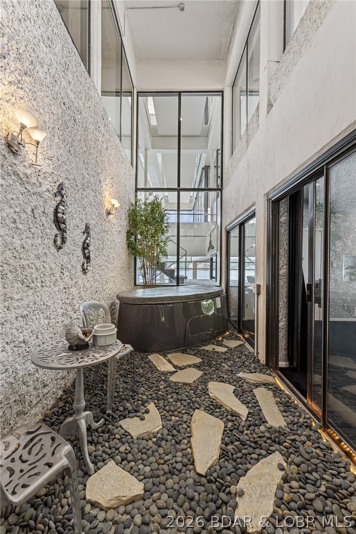 Photo 69
