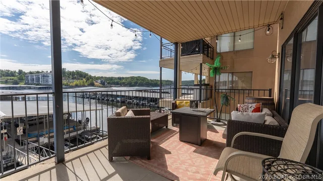 Living room — 110 Falls Point Drive Lake Ozark Missouri real estate