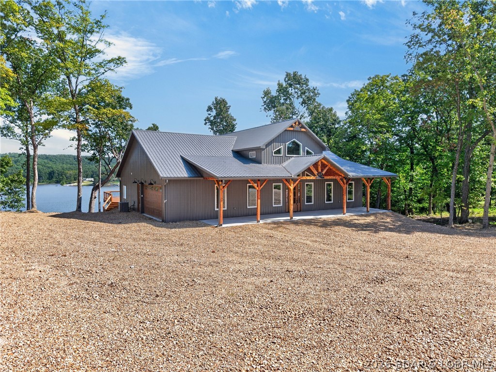 1050 Emerald Hills Drive, Edwards MO