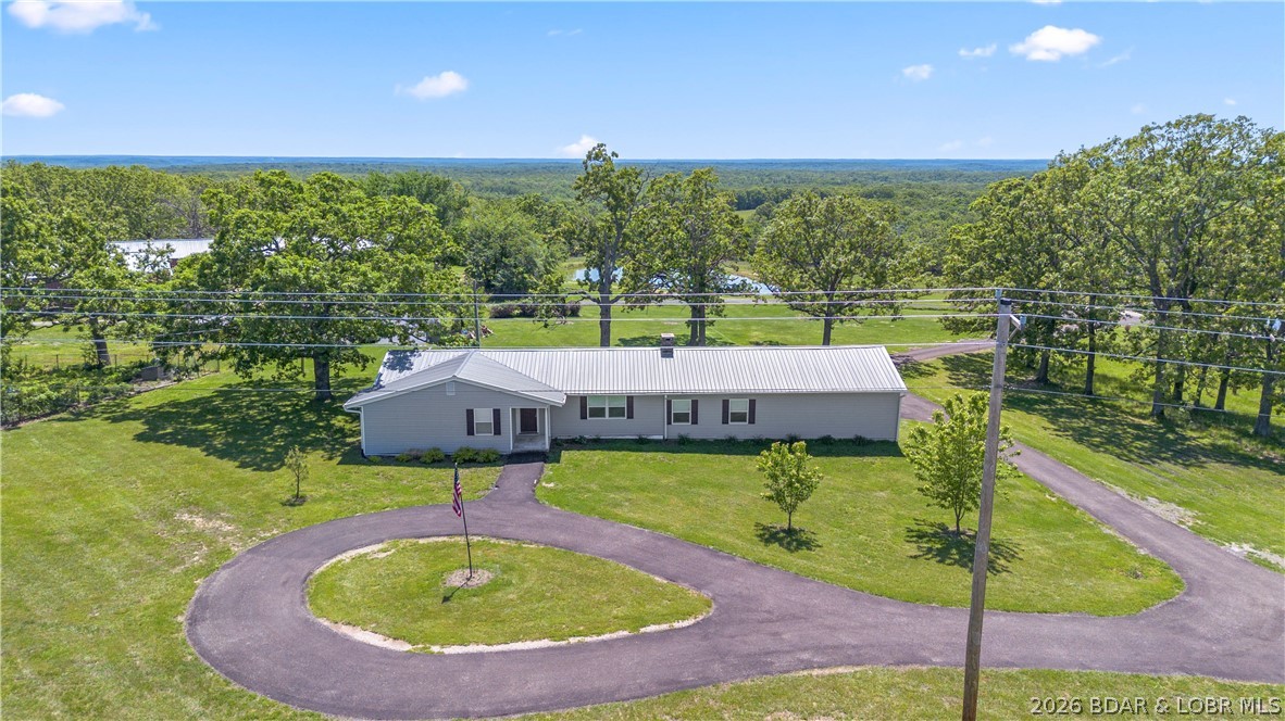 25020 Highway 135 Stover Missouri 4 bedroom 2 bathroom home for sale listed at $489,000