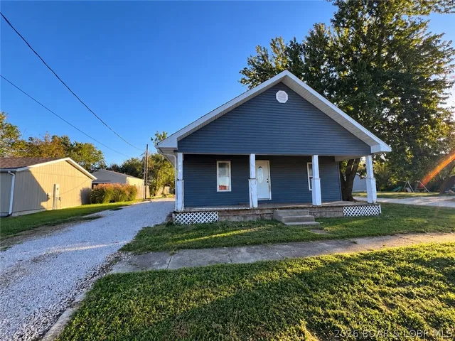 616 E 8th Street, Eldon MO