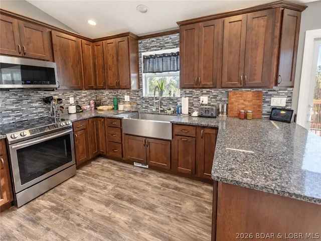 Kitchen — 1838 State Rd V Linn Creek Missouri real estate