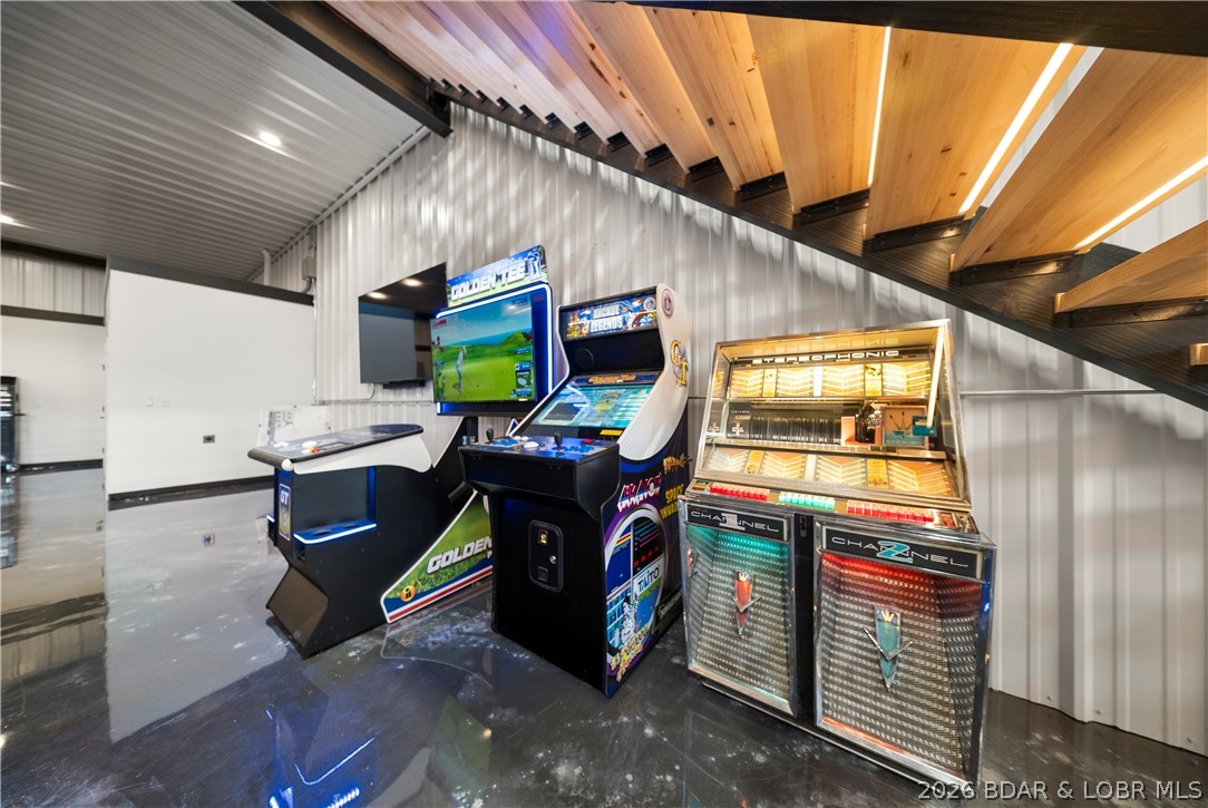 Photo 32