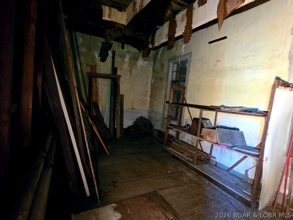Photo 32
