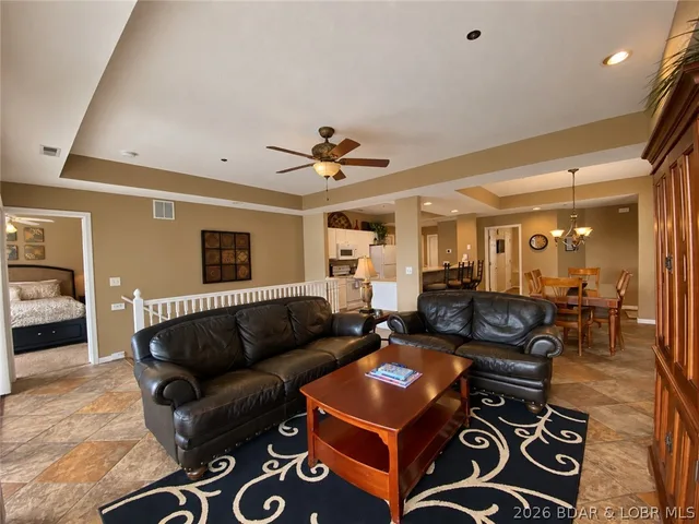 Living room — 392 Palisades Condo Drive W Lake Ozark Missouri real estate