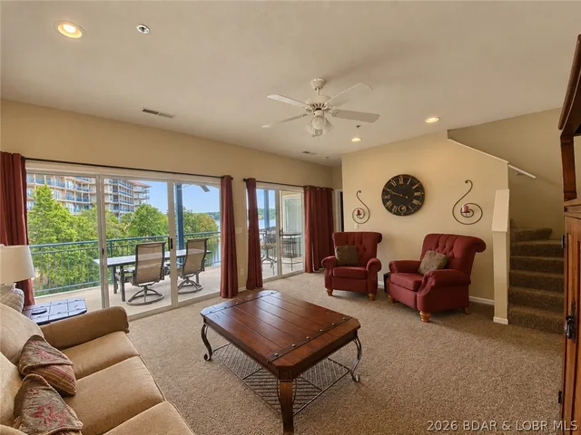 Primary bedroom — 392 Palisades Condo Drive W Lake Ozark Missouri real estate