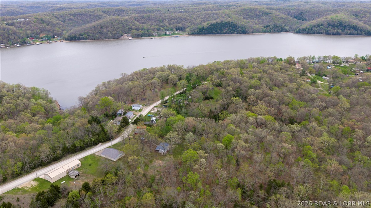 1318 Sagrada Road, Edwards MO
