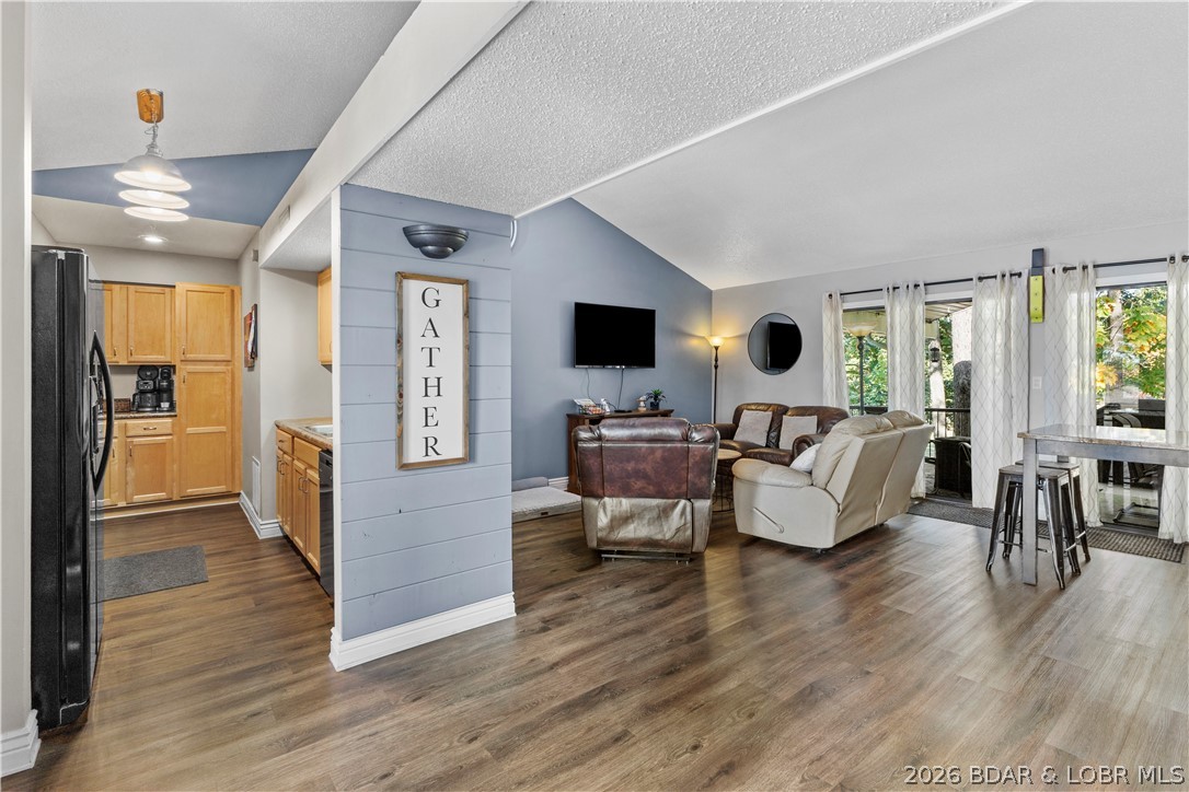 33 Buoyant Place Osage Beach Missouri 3 bedroom 2 bathroom home for sale listed at $335,000