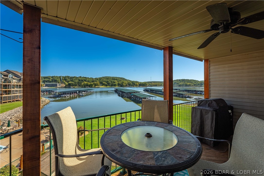 164 Cedar Glen Drive Camdenton Missouri 2 bedroom 2 bathroom home for sale listed at $275,000