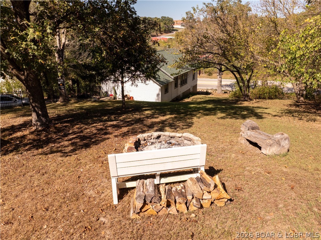 Photo 42
