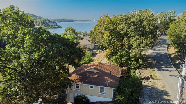 53 Arrowhead Beach Road, Lake Ozark MO