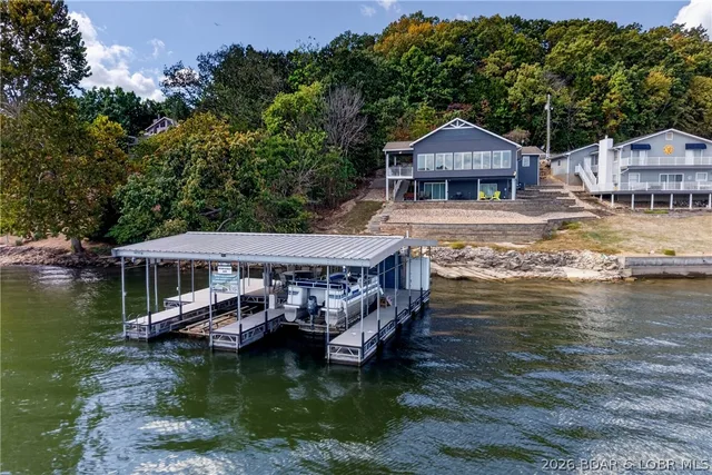 1107 Rustic Valley, Roach MO