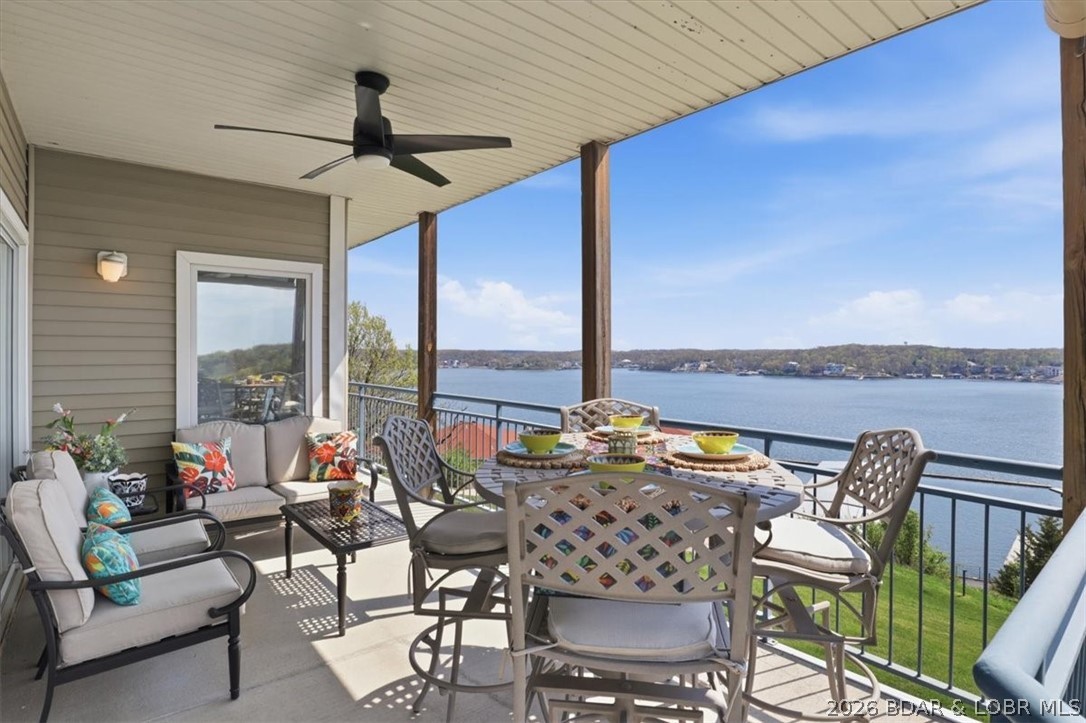 42 Palisades Lakeview Drive, Lake Ozark MO