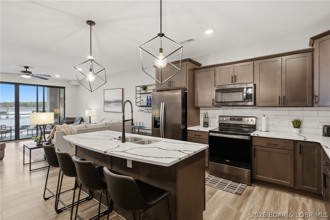 1065 Topsider Lane, Osage Beach MO