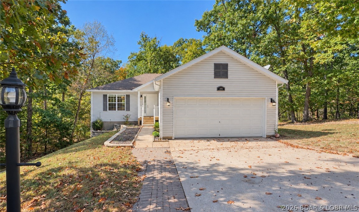 392 Evergreen Drive, Four Seasons MO