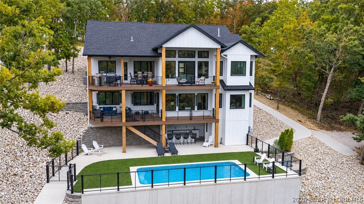 193 Beachnut Drive, Sunrise Beach MO