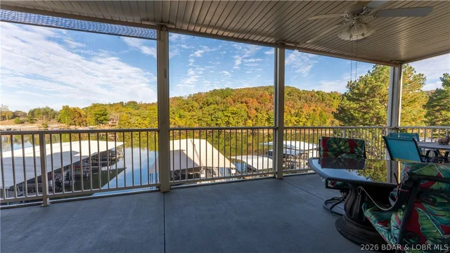 562 Hyd-A-Way Road, Camdenton MO