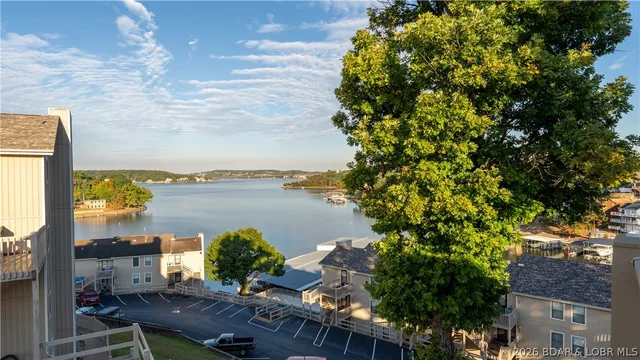 831 Indian Pointe, Osage Beach MO