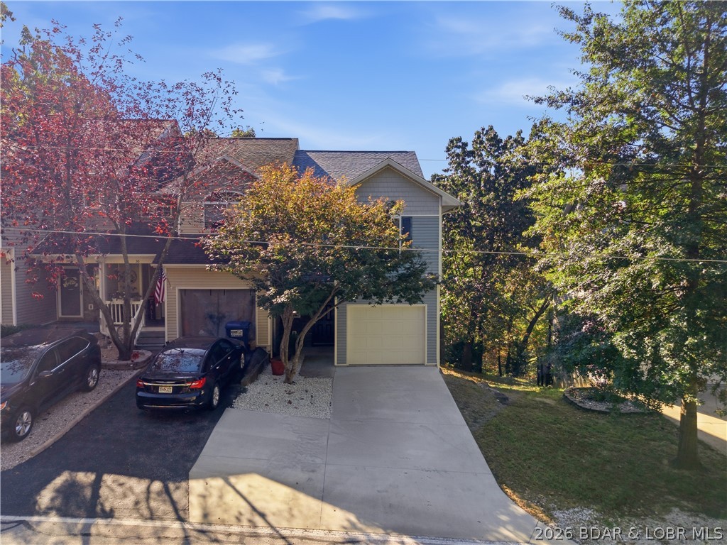 38 Walnut Road Lake Ozark Missouri 3 bedroom 4 bathroom home for sale listed at $275,000