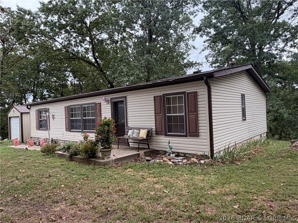 33633 Bass Point Road Gravois Mills Missouri 3 bedroom 2 bathroom home for sale listed at $170,000