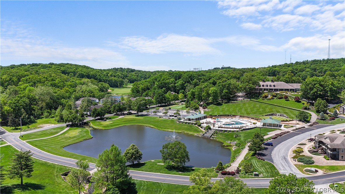 Garage — 403 Payne Stewart Court Lake Ozark Missouri real estate
