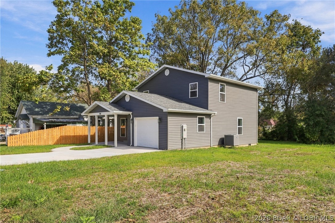 Front exterior — 706 Grand Avenue Eldon Missouri real estate