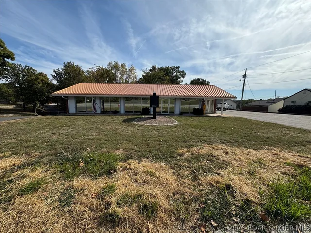 1667 Bagnell Dam Boulevard, Lake Ozark, MO