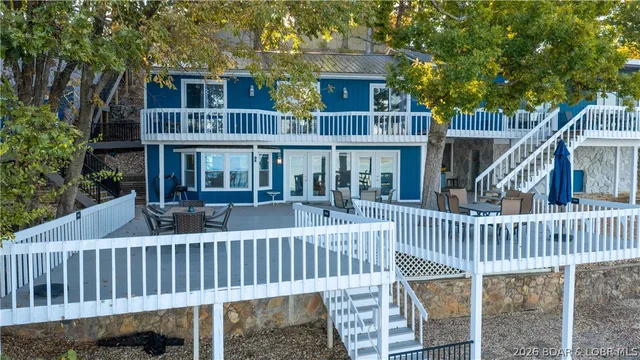 31 Sunset View Road, Sunrise Beach, MO