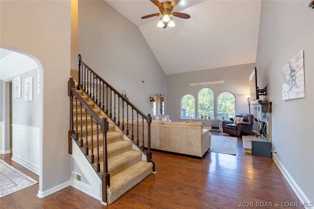 Living room — 71 Arrowhead Beach Road Lake Ozark Missouri real estate