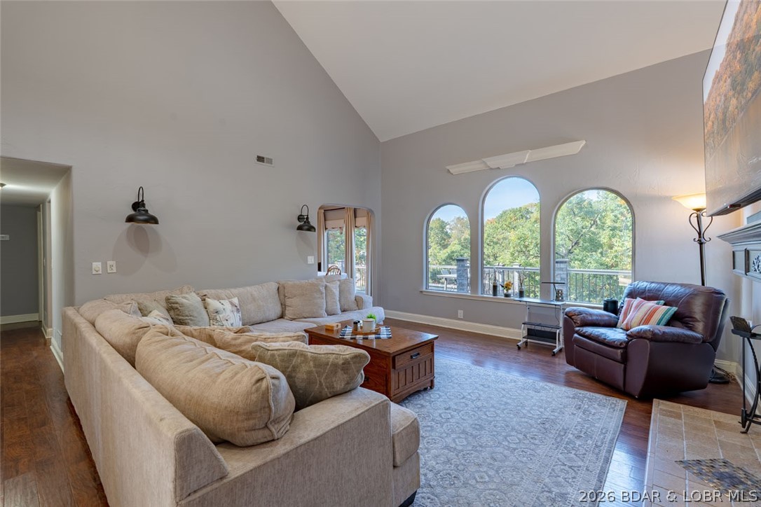 Primary bedroom — 71 Arrowhead Beach Road Lake Ozark Missouri real estate