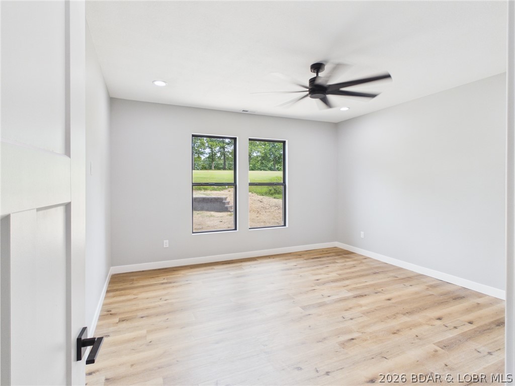 Garage — 108 Birdie Drive Gravois Mills Missouri real estate