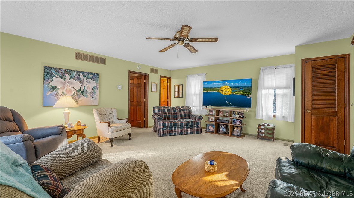 Primary bedroom — 31541 Lakewood Beach Road Gravois Mills Missouri real estate