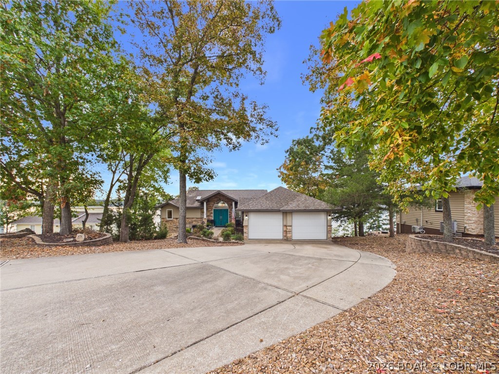Backyard — 576 Palisades Drive Four Seasons Missouri real estate