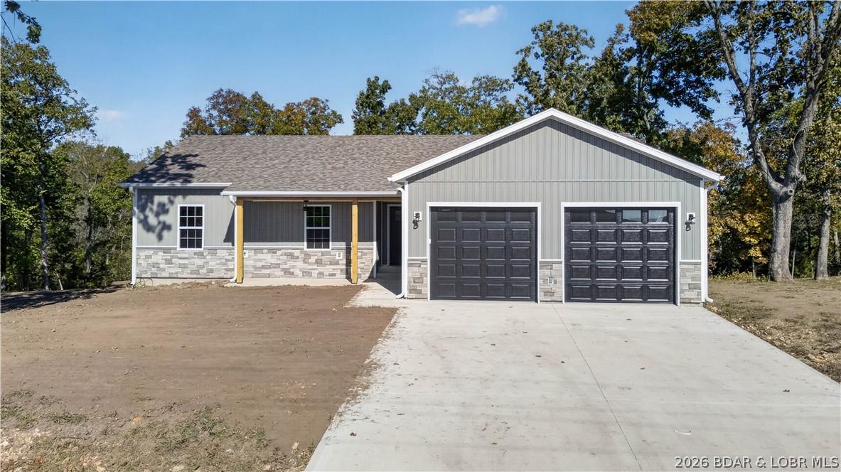 Front exterior — 22715 Lake Ridge Drive Warsaw Missouri real estate