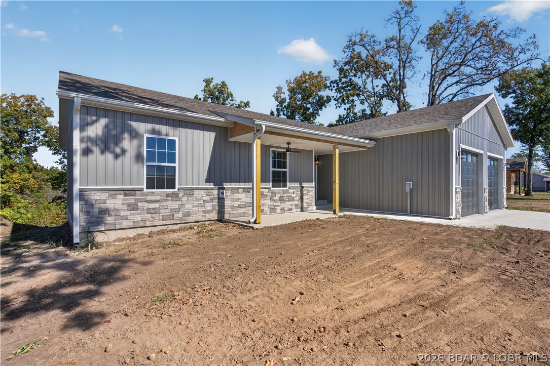 Garage — 22715 Lake Ridge Drive Warsaw Missouri real estate