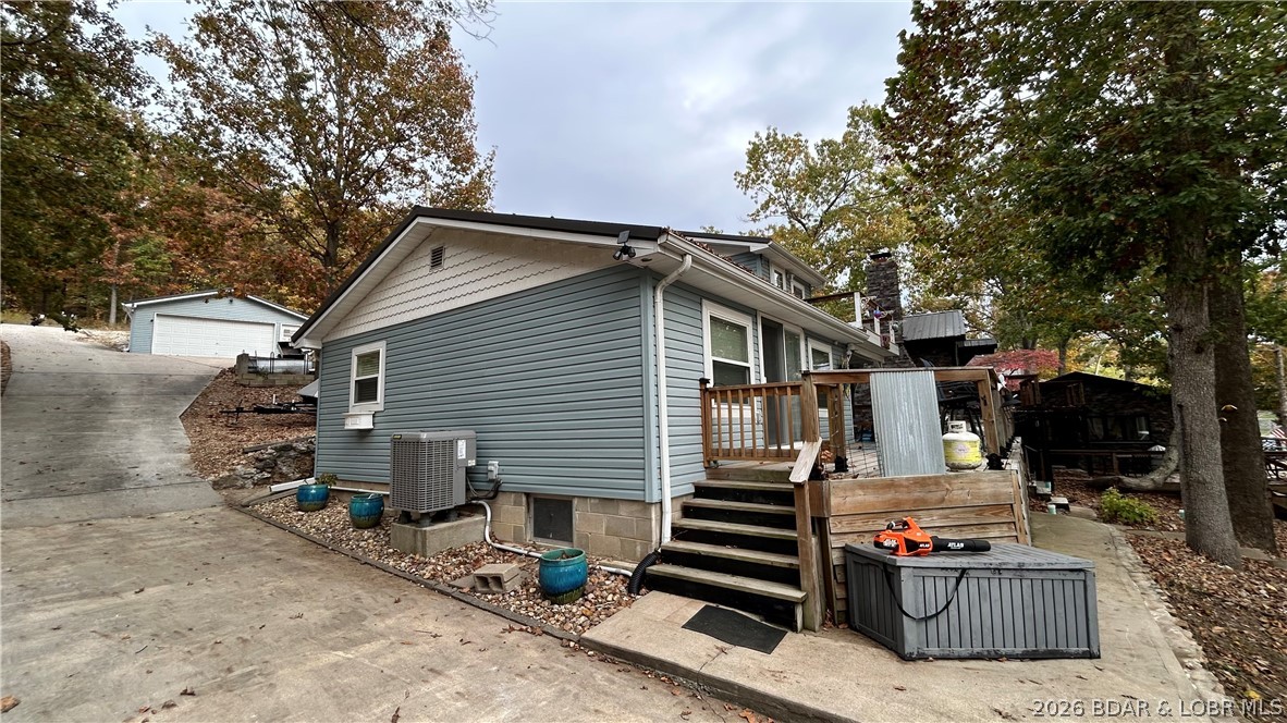 Primary bedroom — 30329 W. Old Cove Road Lincoln Missouri real estate