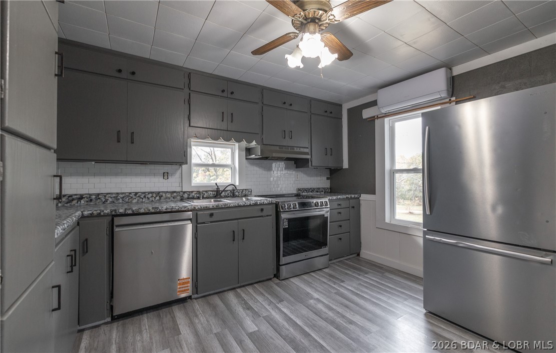 Garage — 47 Hittridge Road Eldon Missouri real estate