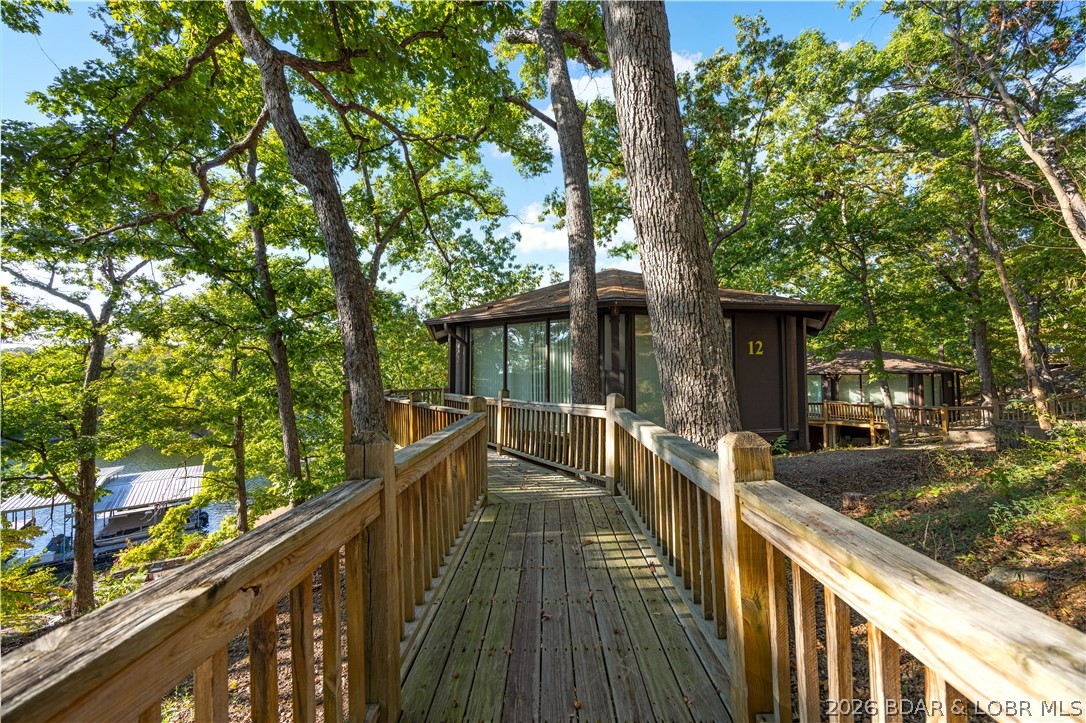Kitchen — 179 Tree Top Drive Four Seasons Missouri real estate